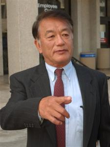 Dr. Ralph
Cheng